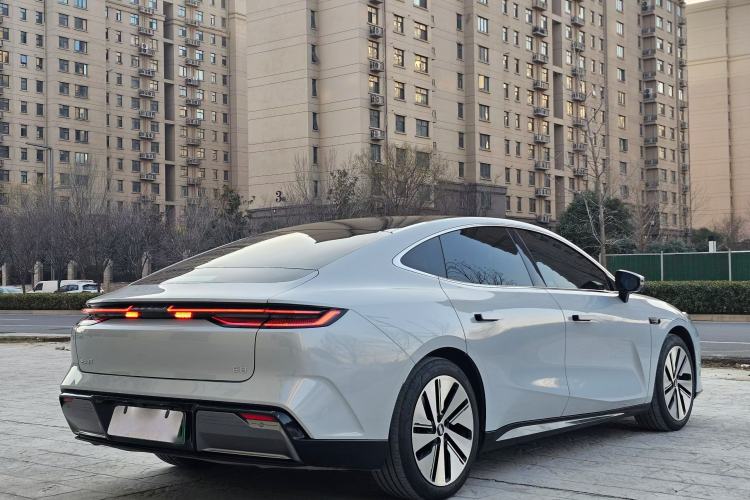 Used  E8 2024 665 km Range Rear-Drive Starship Long-Range Version