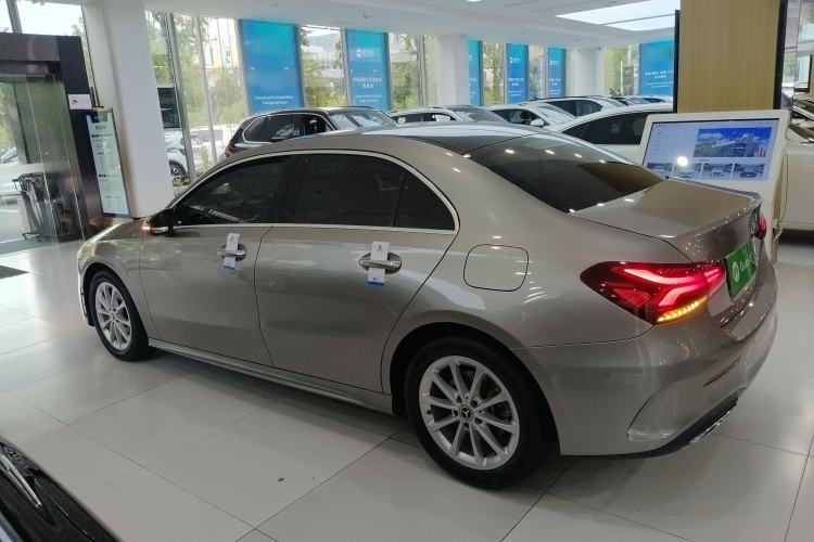 Used Mercedes-Benz A-Class 2020 Restyled A 200 L Sport Sedan Fashion Version
