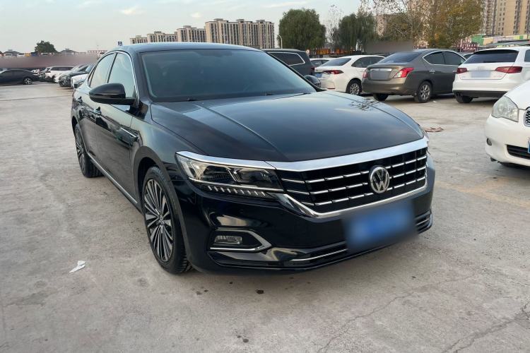 Used Volkswagen Passat 2019 330TSI Luxury Edition China VI Standard