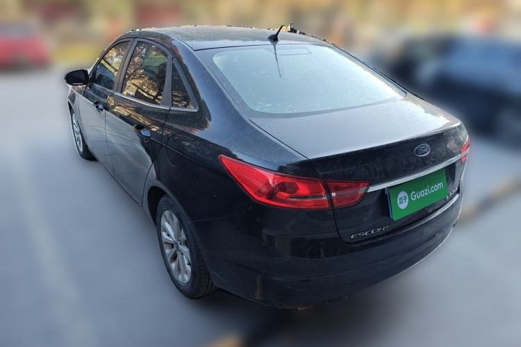 Used Ford Escort 2015 1.5L Automatic Fashion Model