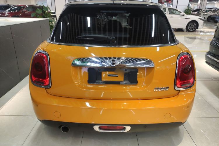 Used  MINI 2016 1.5T COOPER Five-Door Edition
