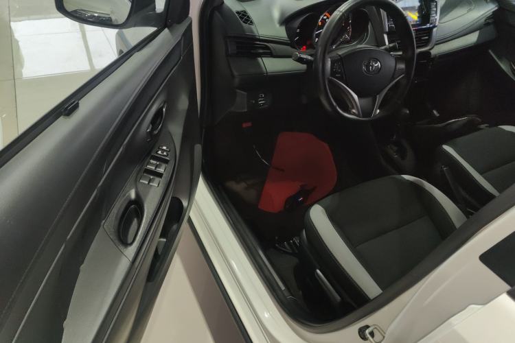 TDK.VehicleDetails.img