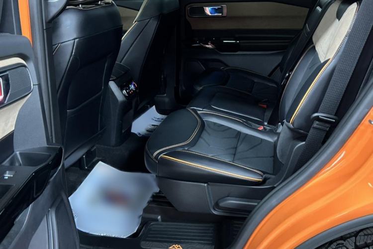 Used Ford Explorer 2024 2.3T EcoBoost Kunlun Peak Edition 7-Seater
