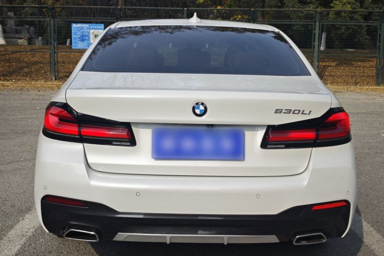 Used BMW 5 Series 2022 530Li Leading Model M Sport Package
