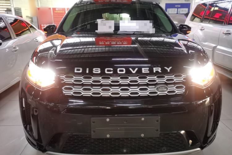 Used Land Rover Discovery Sport 2020 200 PS Family Edition
