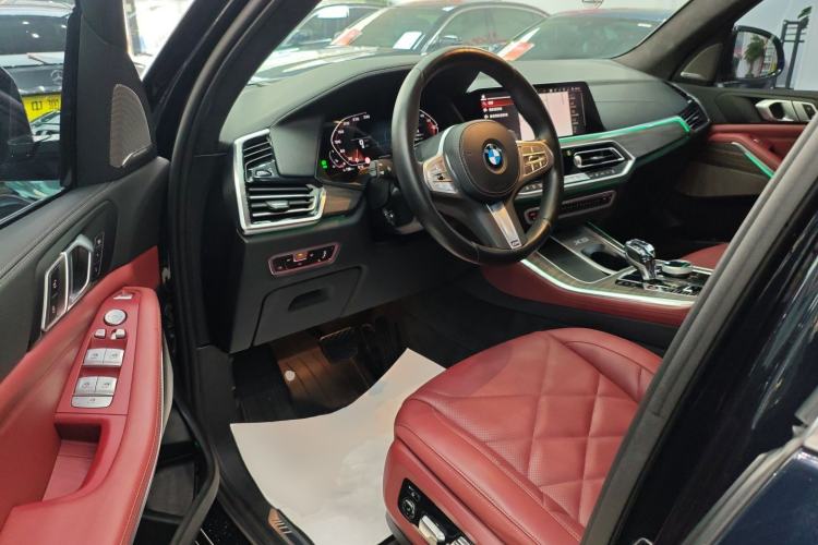 Used BMW X5 2022 xDrive 40Li M Sport Package
