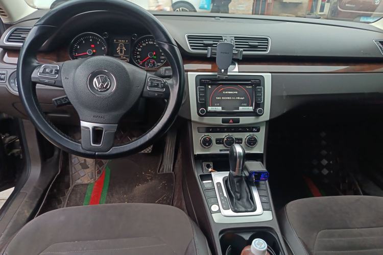 Used Volkswagen Magotan (Import) 2015 Travel Edition 2.0 TSI Comfort Version