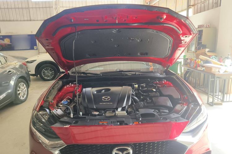 Used Mazda CX-4 2020 2.5L Automatic 2WD Sky-Drive Fun Edition
