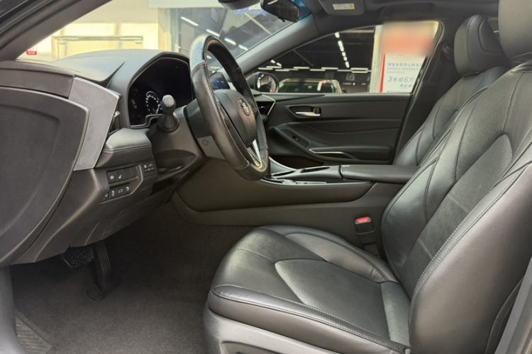 Used Toyota Avalon 2022 Dual-Engine 2.5L Luxury Edition
