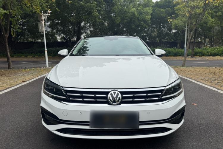 Used Volkswagen Lamando 2021 280TSI DSG Luxury Phantom Edition