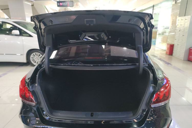 Used MG 5 2021 300TGI DCT Elegant Luxury Edition
