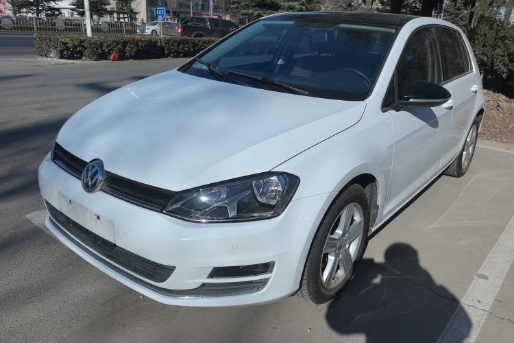 Used Volkswagen Golf 2017 1.6L Automatic Comfort Million-Vehicle Anniversary Edition