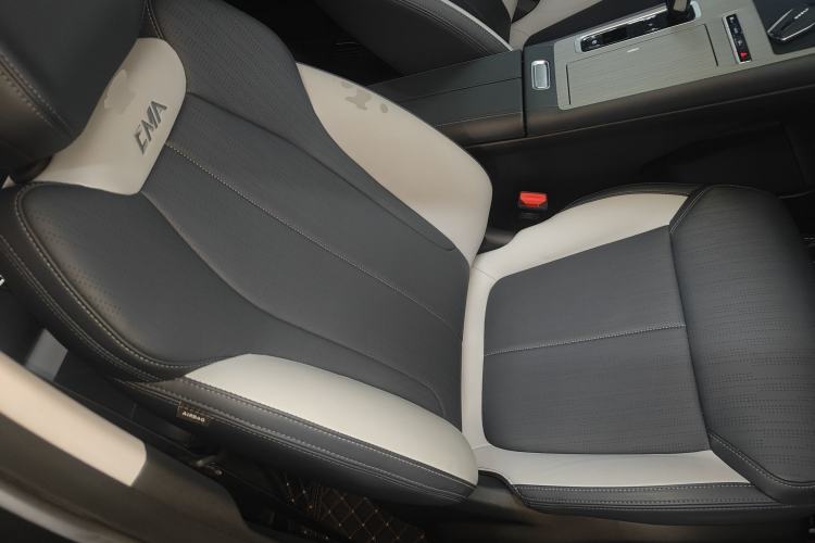 Used Geely Auto FX11 2024 1.5TD DCT Prestige Edition
