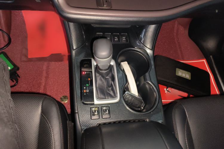 Used Toyota Highlander 2015 2.0T Four-Wheel Drive Luxury Edition 7-Seater
