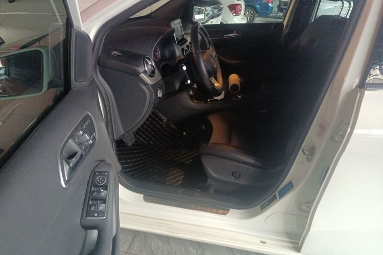 Used Mercedes-Benz B-Class 2015 B 200 Fashion Model