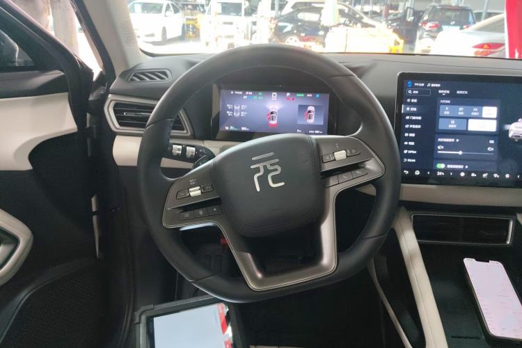 Used BYD Yuan UP 2025 Intelligent Driving Version 401 km Leading Edition
