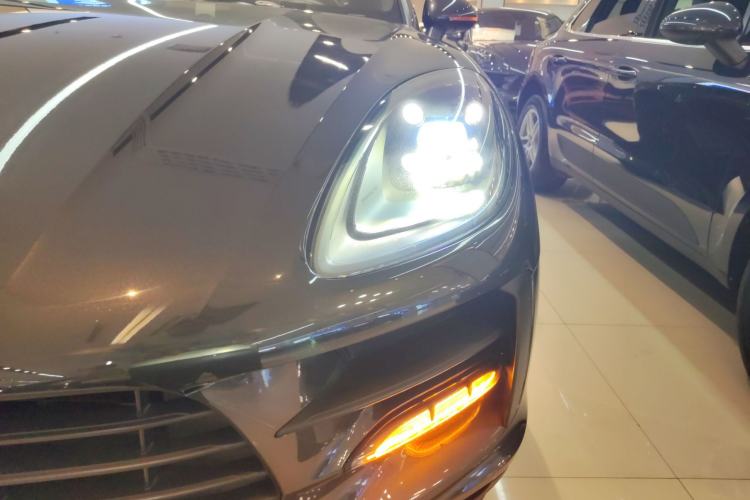 Used Porsche Macan 2018 Macan 2.0T
