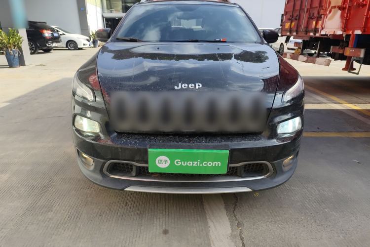 Used  Cherokee 2017 2.0L Superior Edition