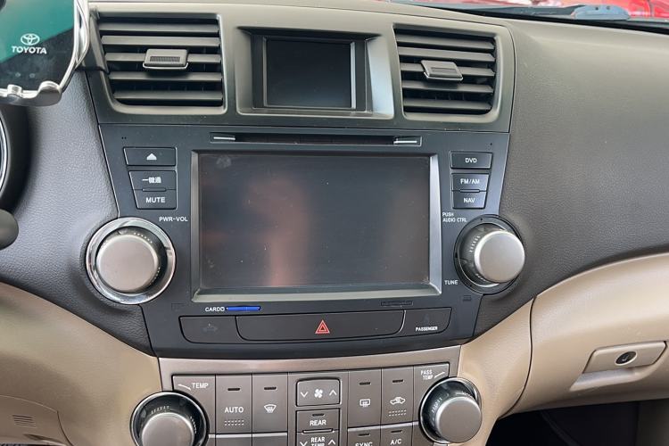 Used Toyota Highlander 2012 2.7L Two-Wheel Drive 7-Seater Luxury Edition
