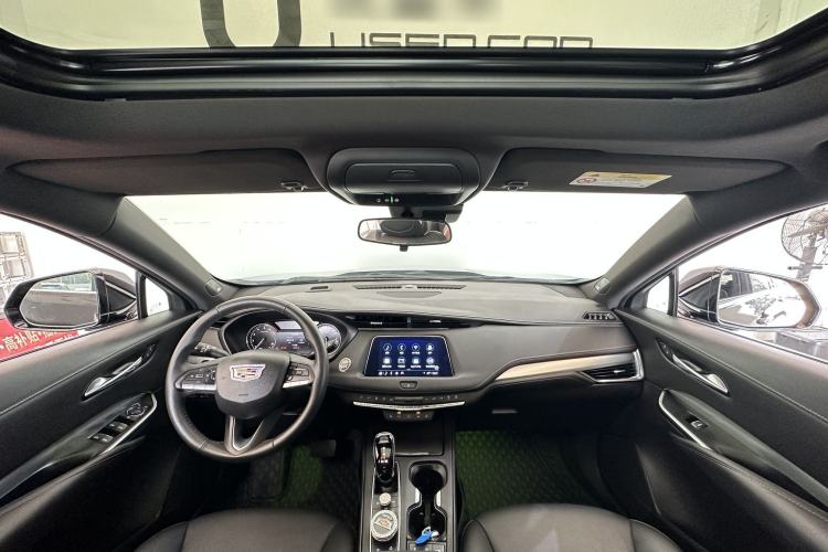 Used Cadillac XT4 2022 28T Two-Wheel-Drive Luxury Version
