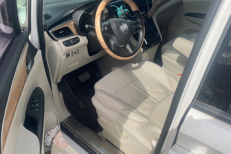 Used Buick GL8 2018 ES 28T Comfort Model China VI Standard