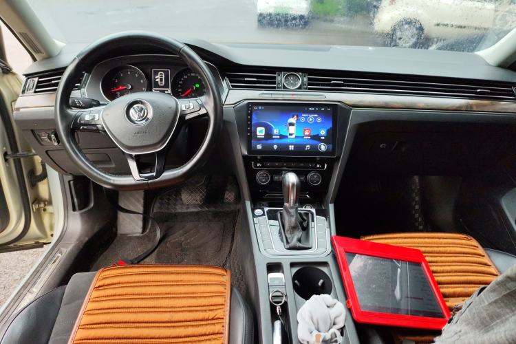 Used Volkswagen Magotan 2017 330TSI DSG Luxury Model