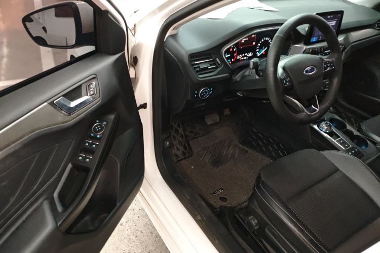 Used Ford Focus 2020 Hatchback EcoBoost 180 Automatic Trend Edition
