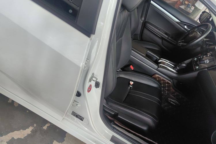 Used Honda Civic 2016 220TURBO CVT Prestige Edition