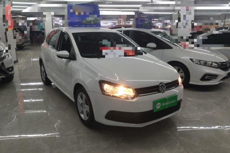 Used Volkswagen Polo 2016 1.4L Manual Fashion Model
