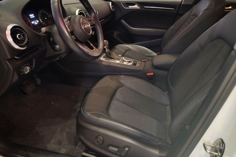 Used Audi A3 2020 Limousine 35 TFSI Fashion Edition China VI Emission Standard
