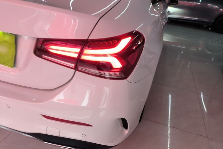 Used Mercedes-Benz A-Class 2021 A 200 L Sport Sedan Fashion Model
