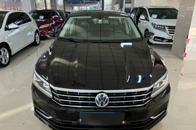 Used Volkswagen Passat 2017 330TSI DSG Luxury Edition

