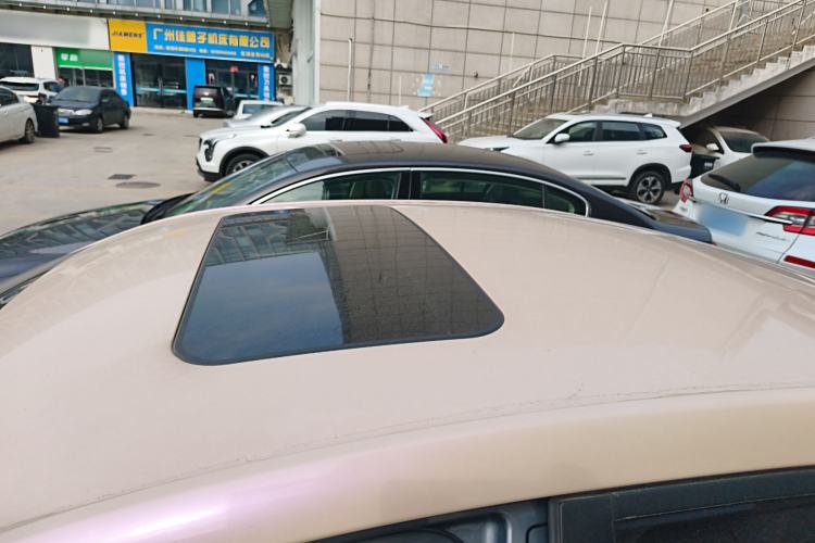 Used Roewe i5 2021 Revised Version 1.5L CVT Diamond Edition