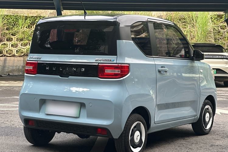 Used Wuling Hongguang MINIEV 2022 Easy Version Lithium Iron Phosphate
