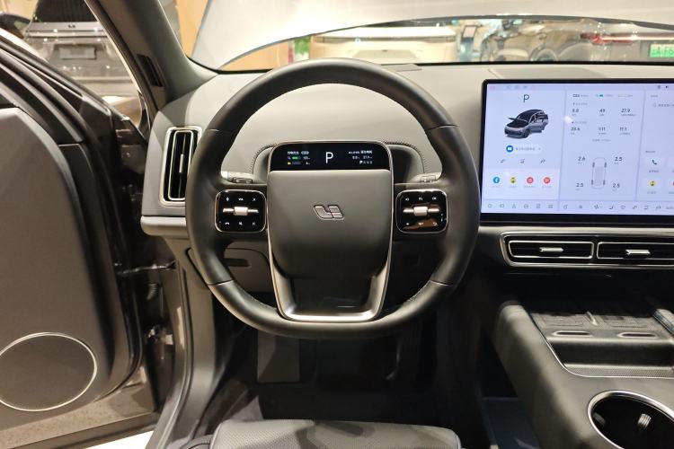 Used Li Auto L8 2024 Ultra Model
