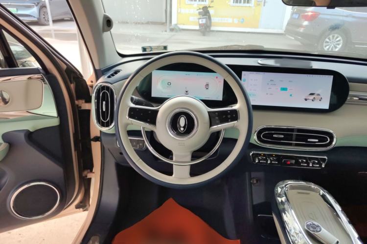 Used ORA Ballet Cat 2022 401 km Nutcracker Edition
