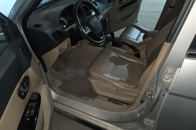 Used Wuling Hongguang 2014 1.5L S Luxury Model
