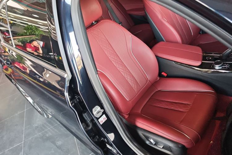 Used BMW 5 Series 2022 Restyled 525Li M Sport Package
