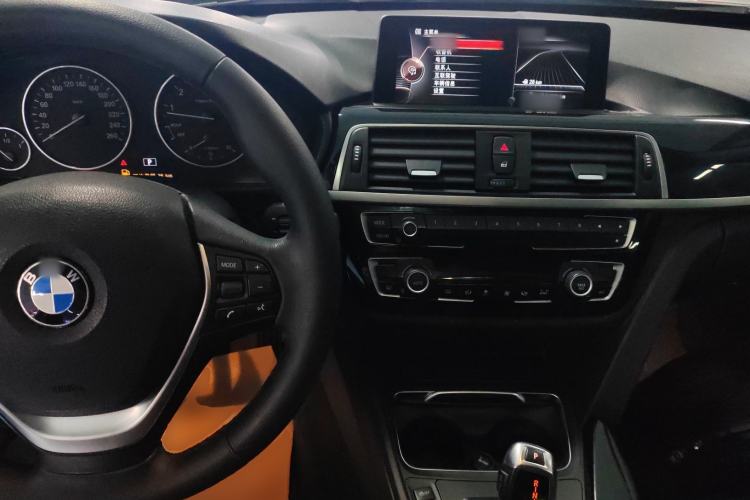 Used BMW 3 Series 2016 320Li Ambition Model