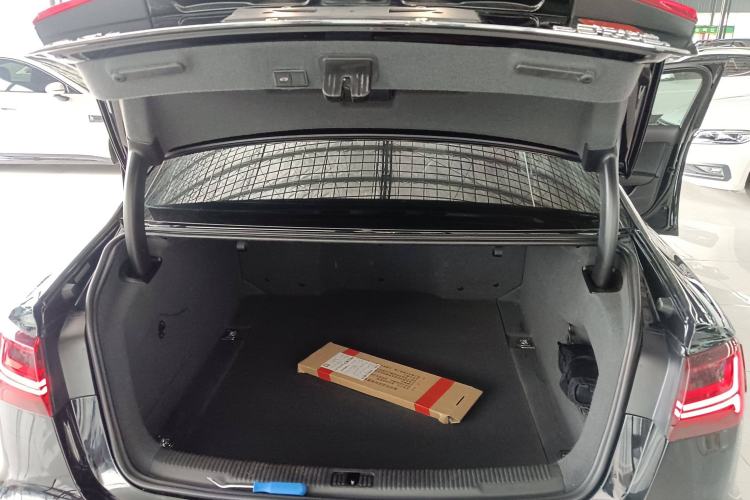 Used Audi A6L 2018 35 TFSI Collector's Edition
