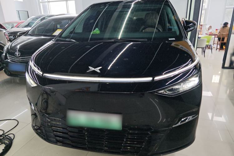 Used XPeng X9 2024 610 Long-Range Pro
