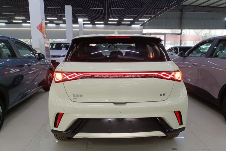 Used BYD Dolphin 2025 420km Free Edition
