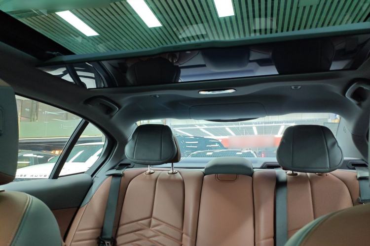 Used BMW i5 2024 eDrive 35L Prestige Luxury Package
