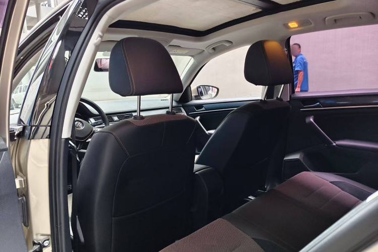 Used Volkswagen C-TREK 2018 230TSI DSG Comfort Model
