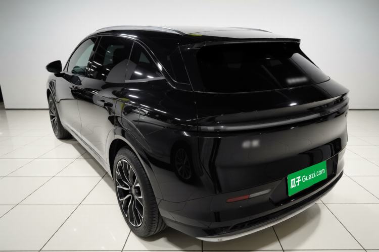 Used Zeekr 7X 2025 100 kWh Long-Range Rear-Wheel Drive with Intelligent Driving Features
