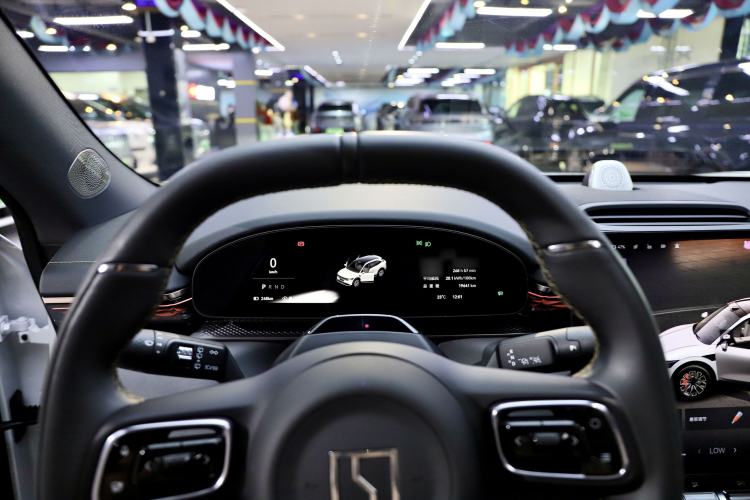 Used Zeekr 7X 2025 100kWh Long-Range All-Wheel Drive Intelligent Driving Version