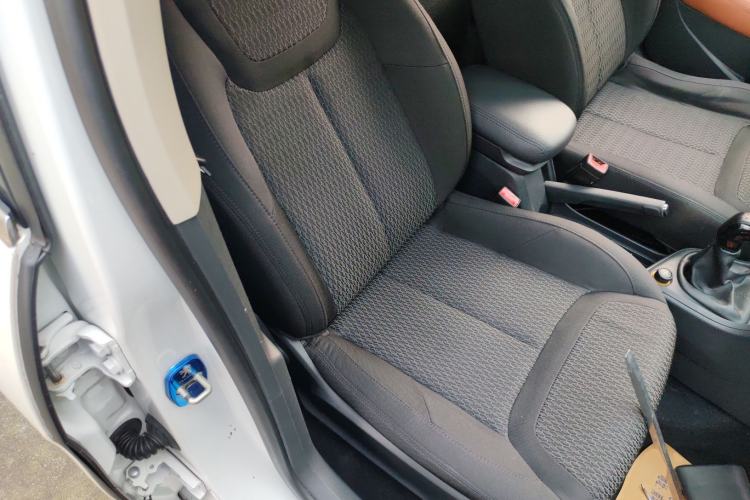 Used Peugeot 308 2014 Enjoy Edition Classic 1.6L Manual YouShang Model
