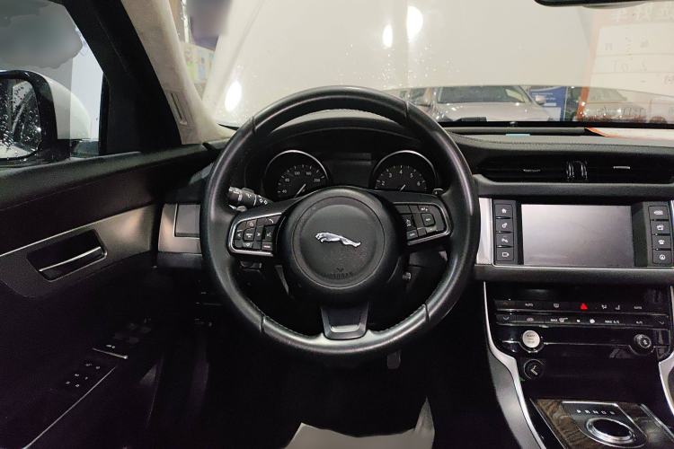 Used Jaguar XFL 2017 XFL 2.0T 240PS Luxury Edition
