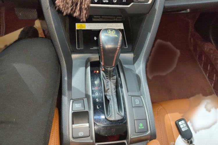 Used Honda Civic 2021 HATCHBACK 220TURBO CVT New Trendsetter
