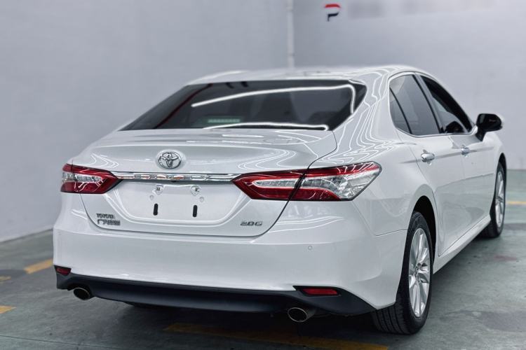 Used Toyota Camry 2018 2.0G Luxury Edition